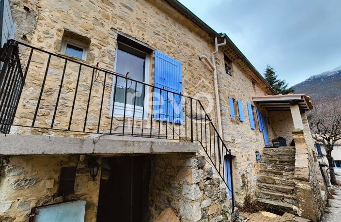 Maison en pierre — photo 5