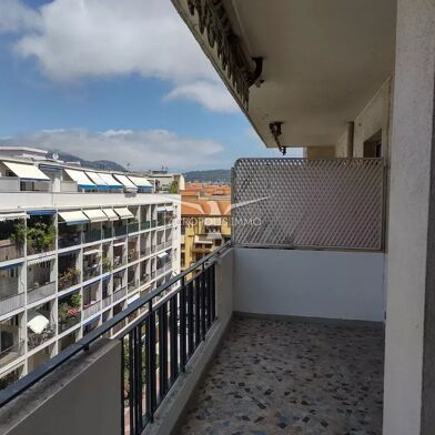 Appartement 3 pièces 1500 €