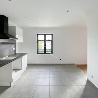 Appartement 3 pièces 1070 €