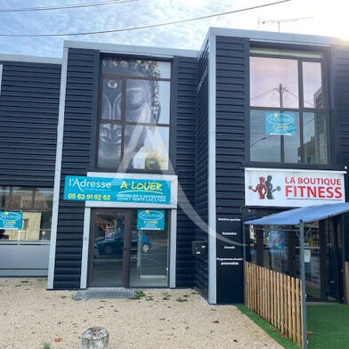 Commerce 8 pièces 2500 €