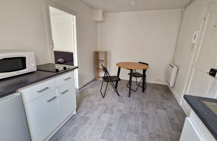 F2 MEUBLE AVEC JARDIN - ROUEN GARE — photo 2