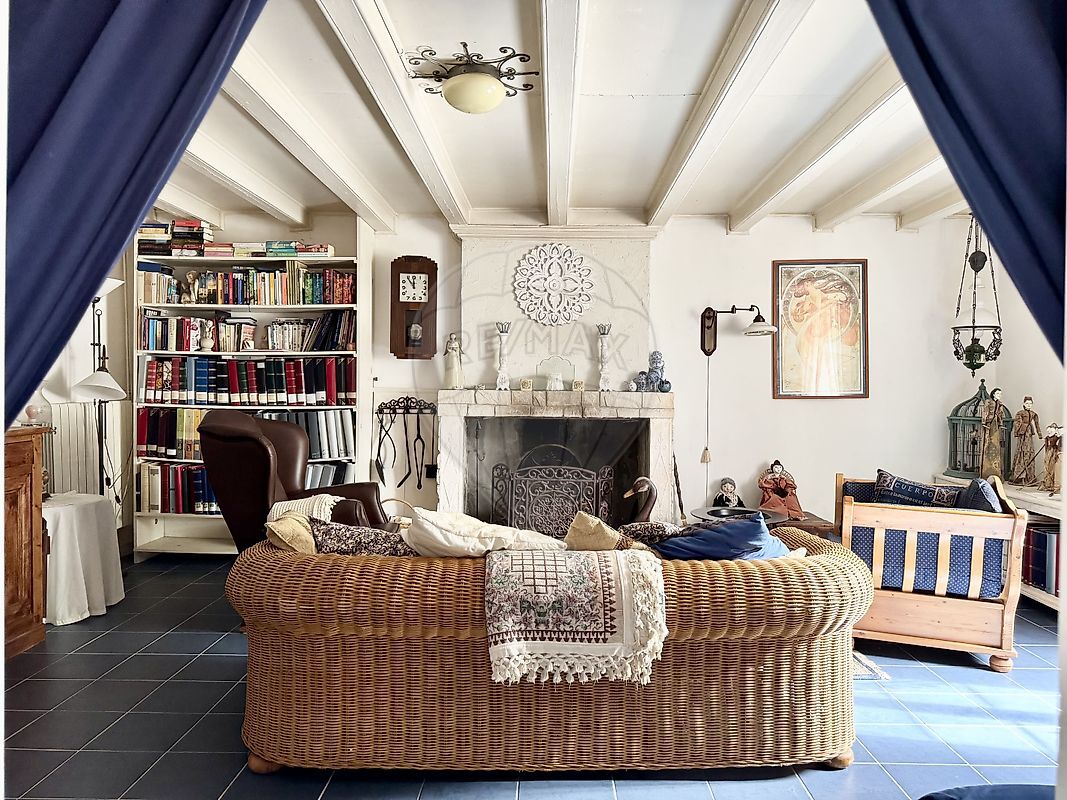 Villa / Maison  T5 à vendre Étaules 17750