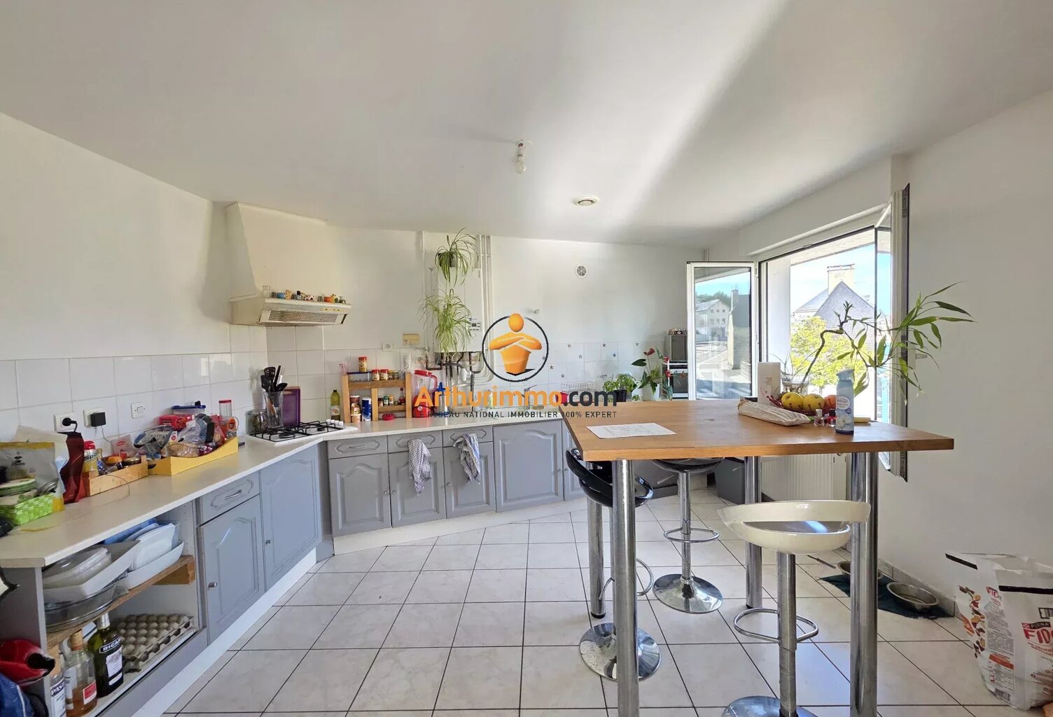 À vendre – Appartement T4 - loué — photo 1