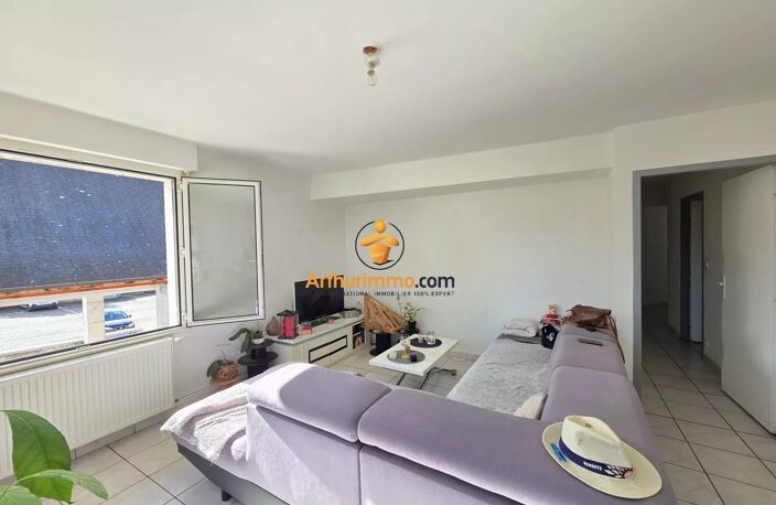 À vendre – Appartement T4 - loué — photo 3