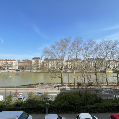 Appartement 4 pièces 360000 €