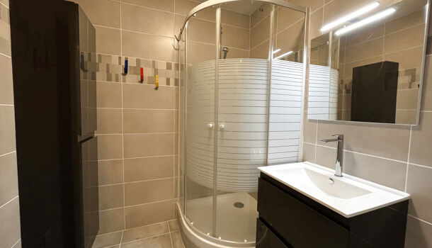 Appartement 2 pièces  à louer Aubagne 13400