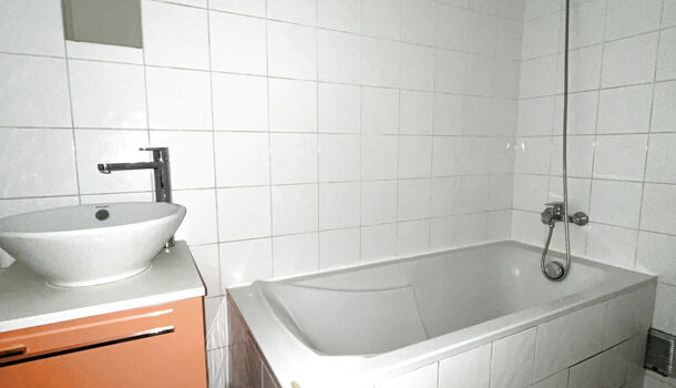 Appartement 2 pièces  à louer Aubagne 13400