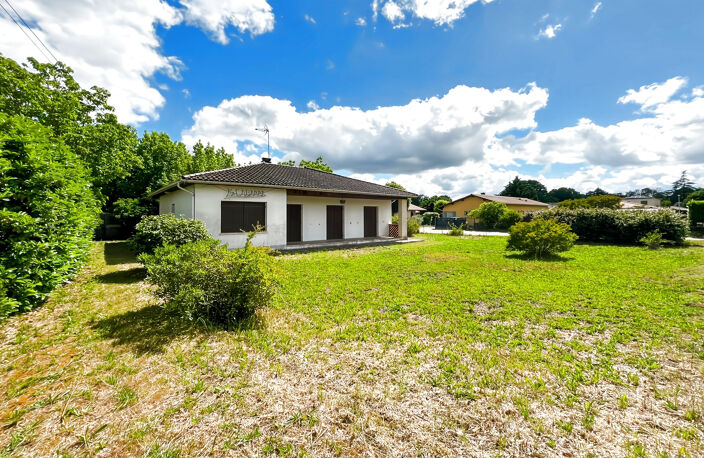 PESSAC Maison des années 1960 sur une parcelle de 1200 m2 en — photo 2