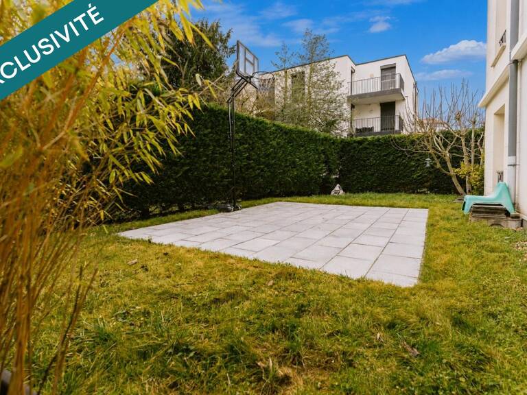 RARE!! Appartement en rez-de-jardin + garages — photo 1