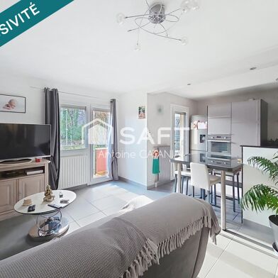 Appartement 4 pièces 265000 €