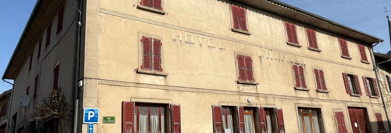 Immeuble  660 m² à vendre à Charix (01130)