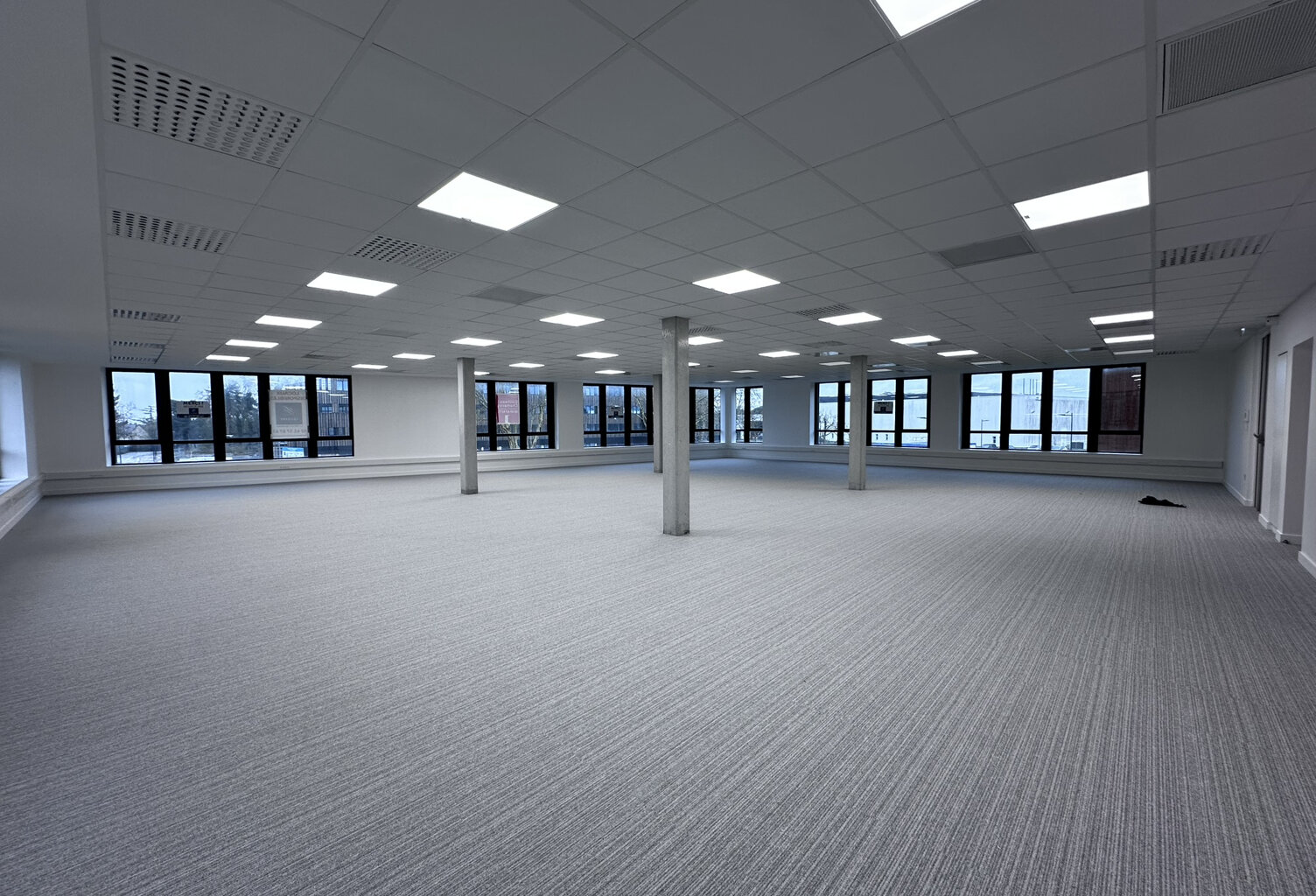 A LOUER Bureaux 273m2 - Angers sud, Orgemont — photo 1