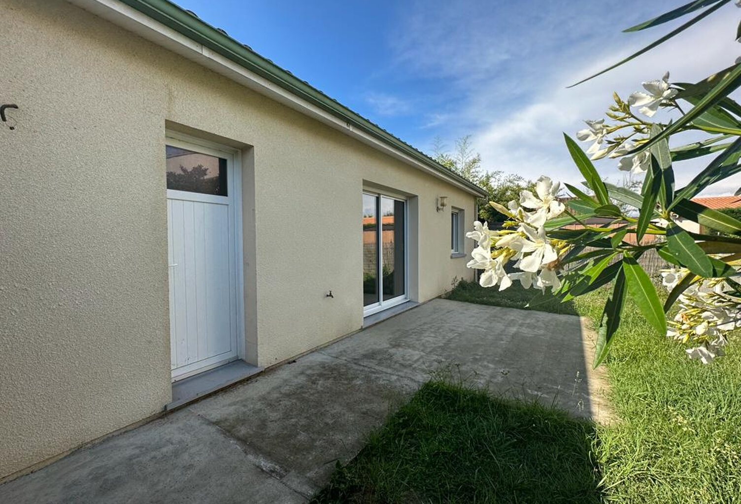 Maison de 65m2 avec extérieur sur la commune de Cadillac — photo 1