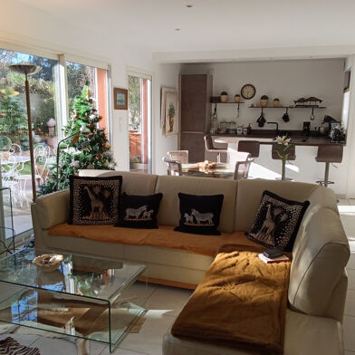 Maison 5 pièces 713400 €