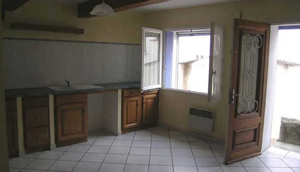 Maison de Village  4 pièces  à louer Saint-Jean-Pla-de-Corts 66490