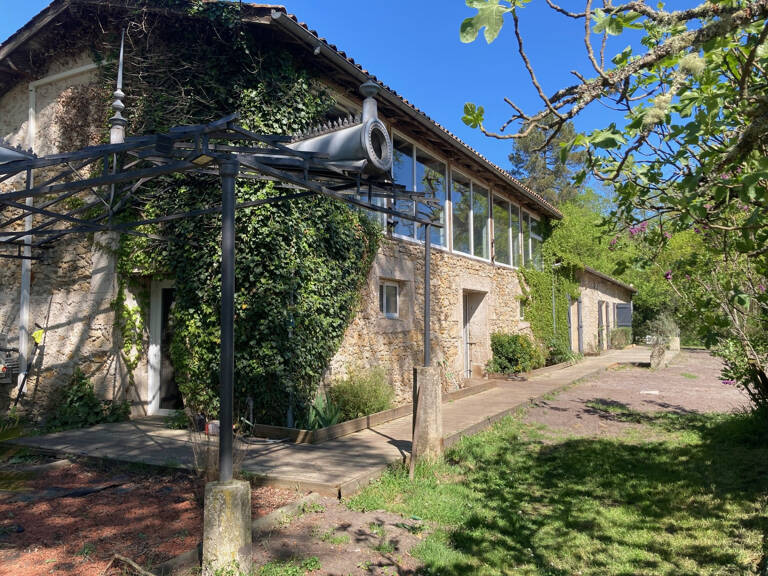 Longère rénovée de 242,78 m2, 4 chambres, bureau, dans son é — photo 1
