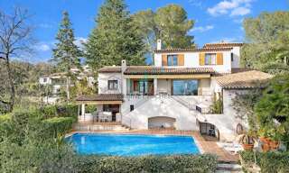 Maison 7 Pièces 191 m² à vendre à Le Rouret (06650)