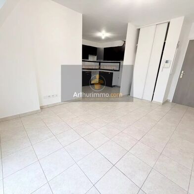 Appartement 3 pièces 1150 €