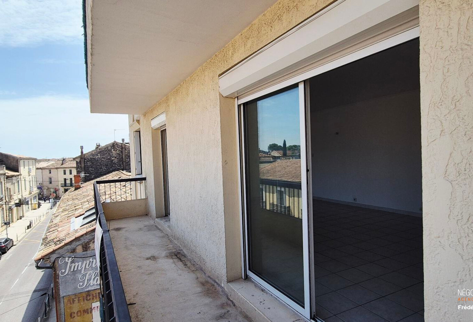 LUNEL RESIDENCE LE SARRAIL APPART TRAVERSANT T3 DE 91.60M2 A — photo 1