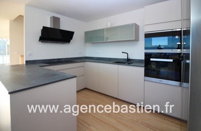 Grilly Mourex   Villa récente 2024 avec vue Alpes et lac Lém — photo 4