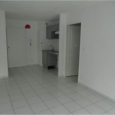 Appartement 2 pièces 579 €