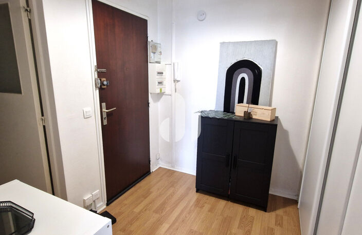 Appartement GRADIGNAN - T1bis - 35 m2 — photo 4