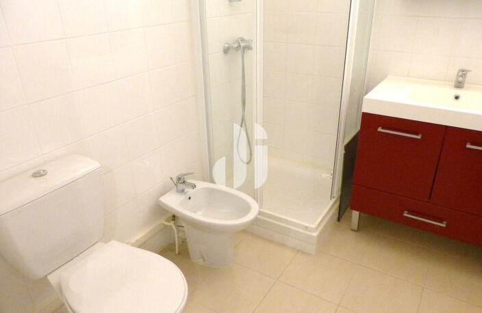 Appartement GRADIGNAN - T1bis - 35 m2 — photo 5