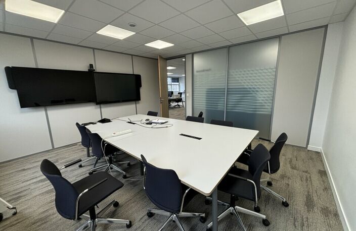 BUREAUX à LOUER — photo 3