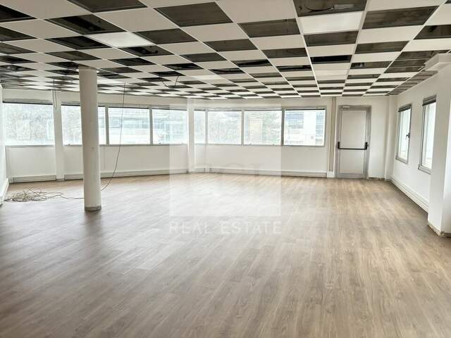 BUREAUX à LOUER — photo du bien