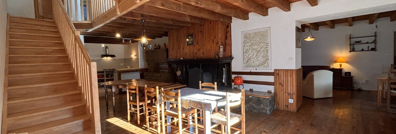 Maison 7 Pièces 260 m² à vendre à Roquefeuil (11340)