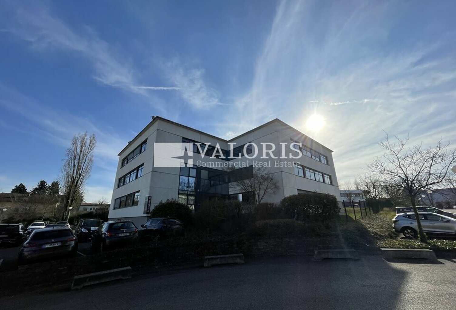 BUREAUX à LOUER — photo 1
