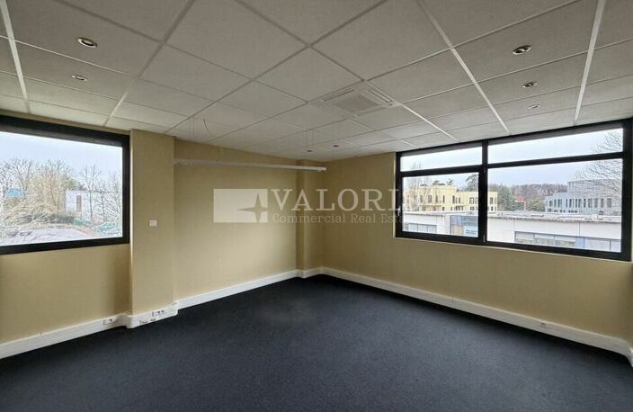 BUREAUX à LOUER — photo 5