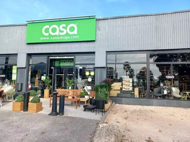 LOCAL COMMERCIAL à LOUER — photo du bien