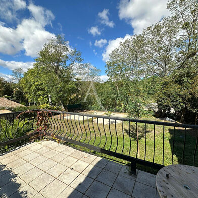 Immeuble  645000 €