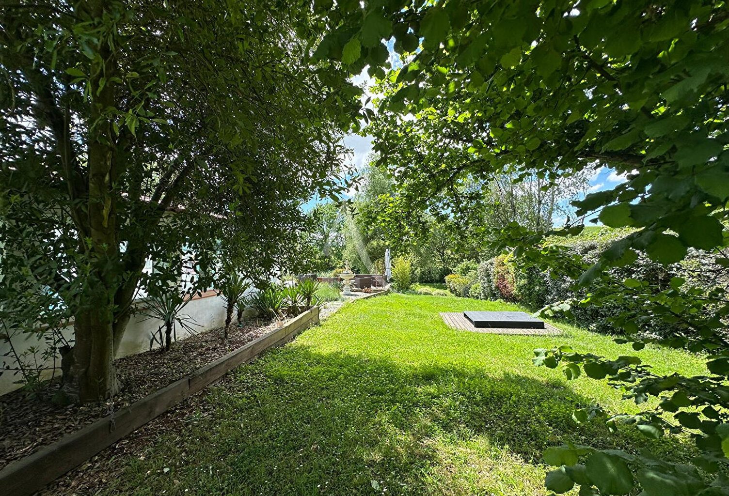 Cadre de vie exceptionnel Maison  avec de nombreuses possibilisées d'extensions — photo 1