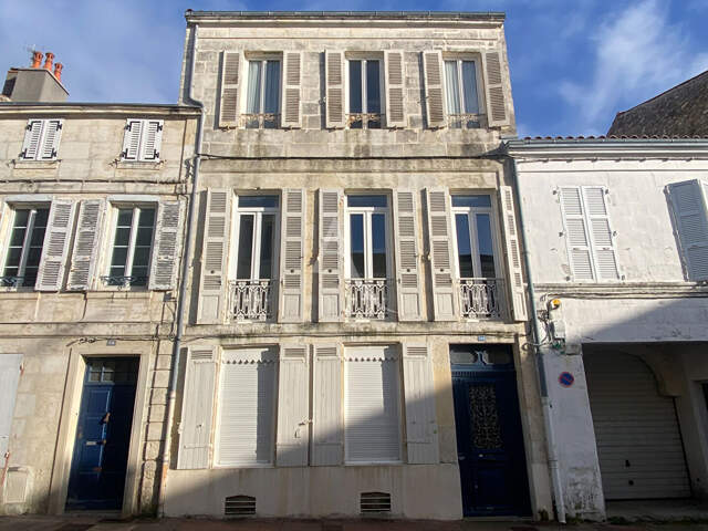 Maison Rochefort 8 pièce(s) 197 m2 — photo du bien