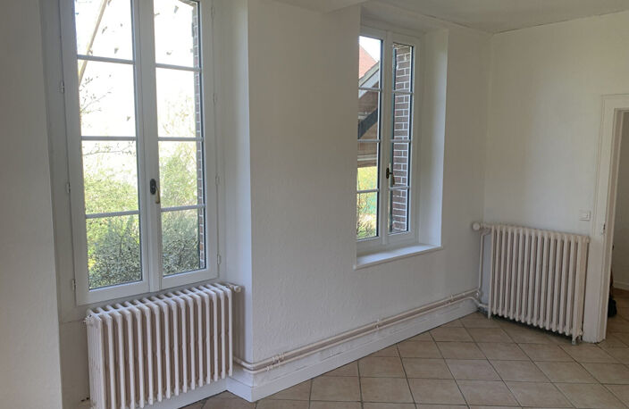 Maison  à CHASSY 7 pièce(s) 155 m2 + logement indépendant T2 60M² — photo 4