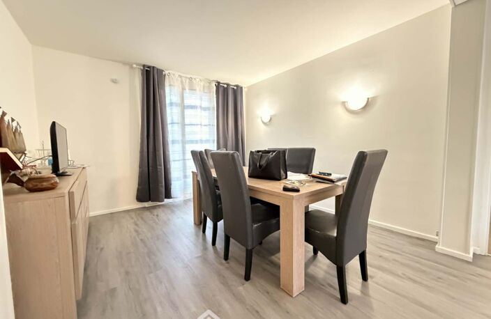 Appartement - 66m² - Laon — photo 5