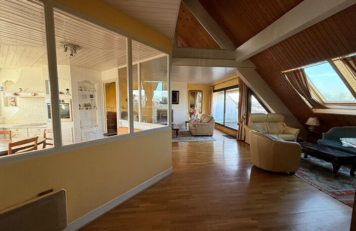 Appartement de 162 m² avec garage au centre ville — photo 3