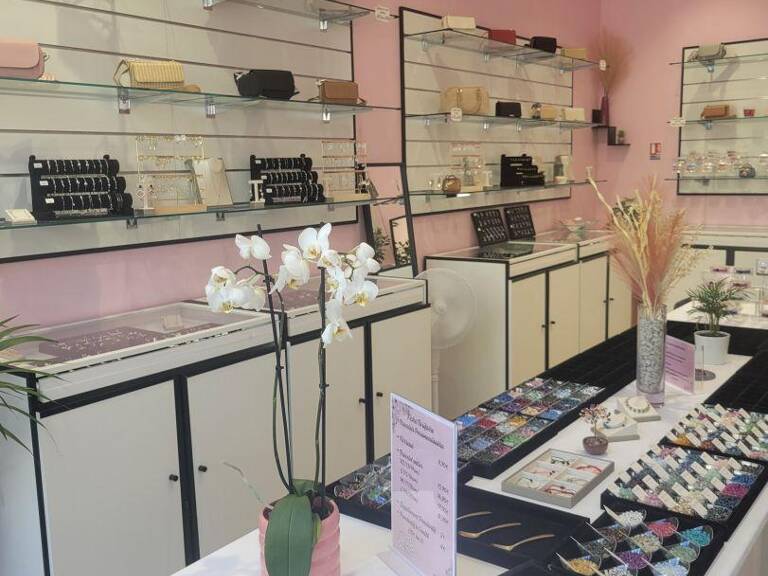 Vente Boutique/Local commercial 30 m&sup2; — photo 1