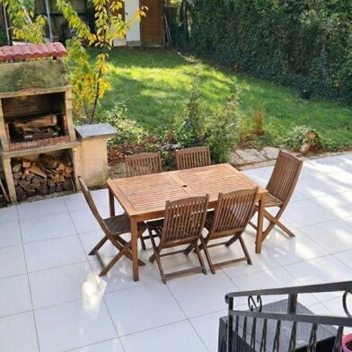 Maison 6 pièces 300000 €