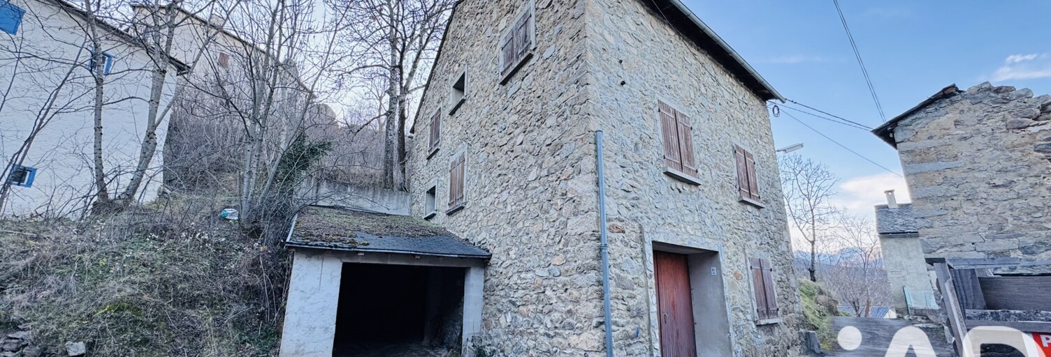 Maison 5 Pièces 193 m² à vendre à Quérigut (09460)