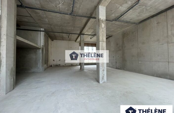 LOCAL COMMERCIAL à LOUER — photo 4
