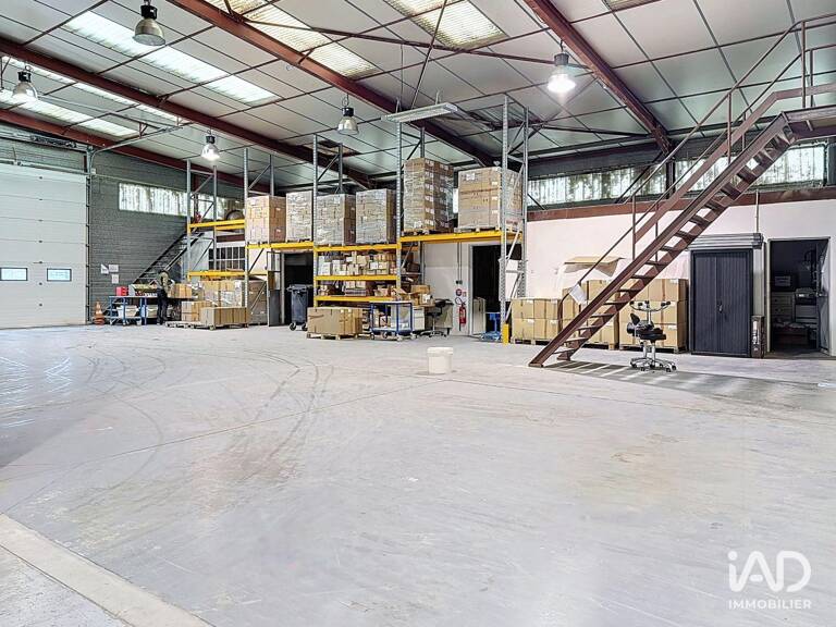 Vente Local d'activités 1 280 m&sup2; — photo 1
