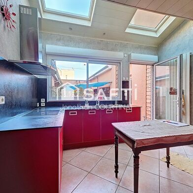 Maison 8 pièces 325000 €