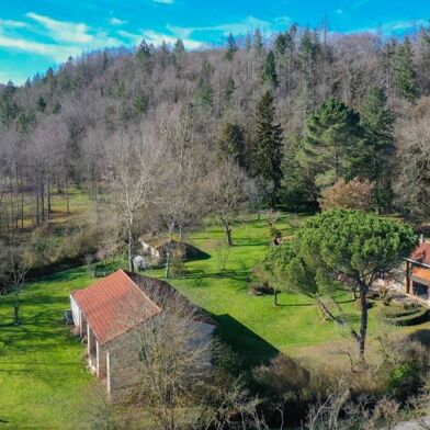 Maison 9 pièces 396112 €