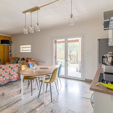 Appartement 4 pièces 286200 €