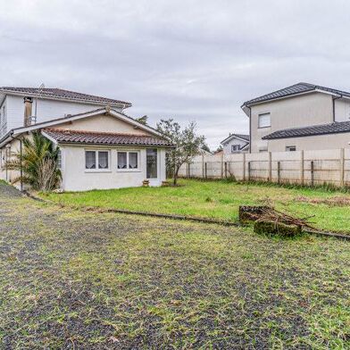 Maison 8 pièces 421200 €