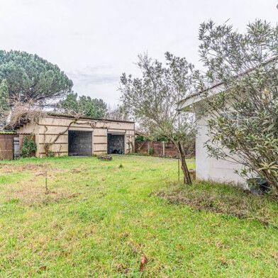 Maison 8 pièces 421200 €