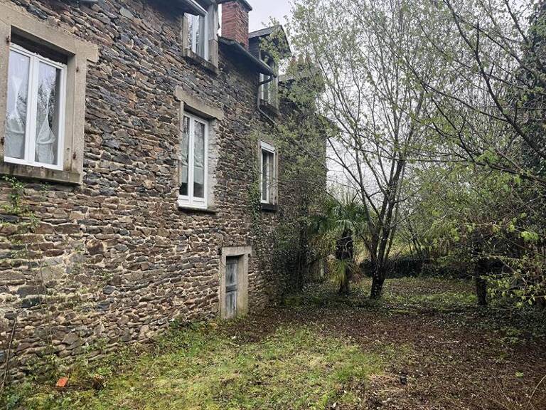 Maison en pierre de 12 pièces principales — photo 1